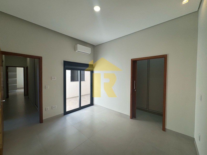 Casa de Condomínio com 3 quartos à venda, 186m² — foto 18 de 25