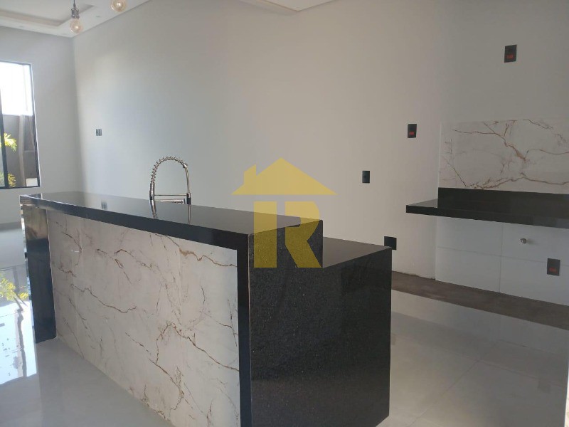 Casa com 3 quartos à venda, 136m² — foto 11 de 39