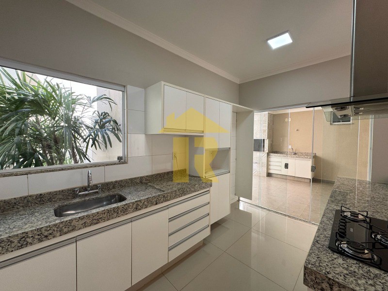Casa de Condomínio com 3 quartos à venda, 153m² — foto 7 de 19