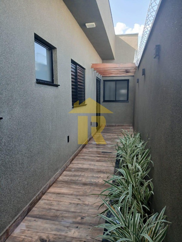 Casa com 3 quartos à venda, 136m² — foto 24 de 39