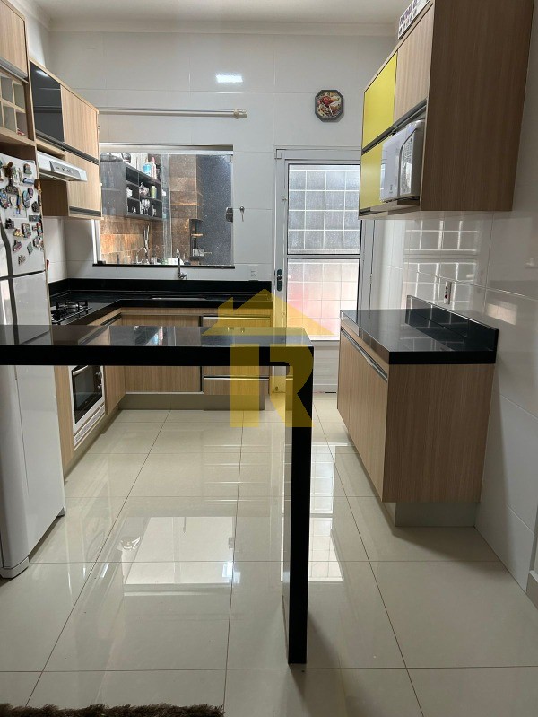 Casa com 2 quartos à venda, 132m² — foto 9 de 14
