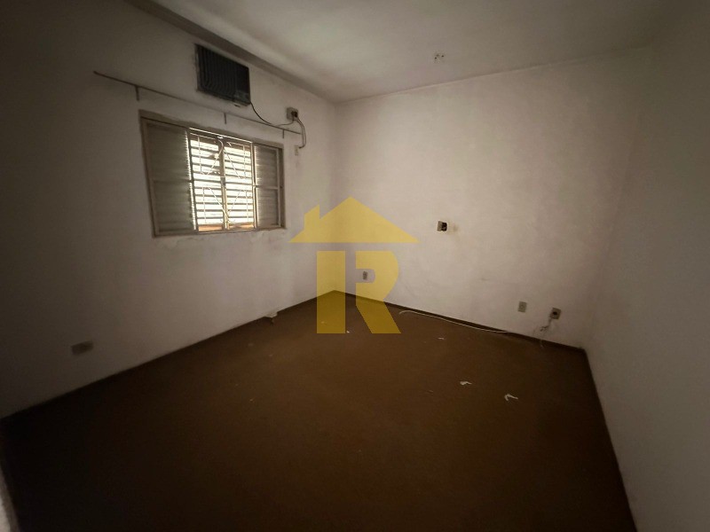 Casa com 3 quartos à venda, 331m² — foto 7 de 21