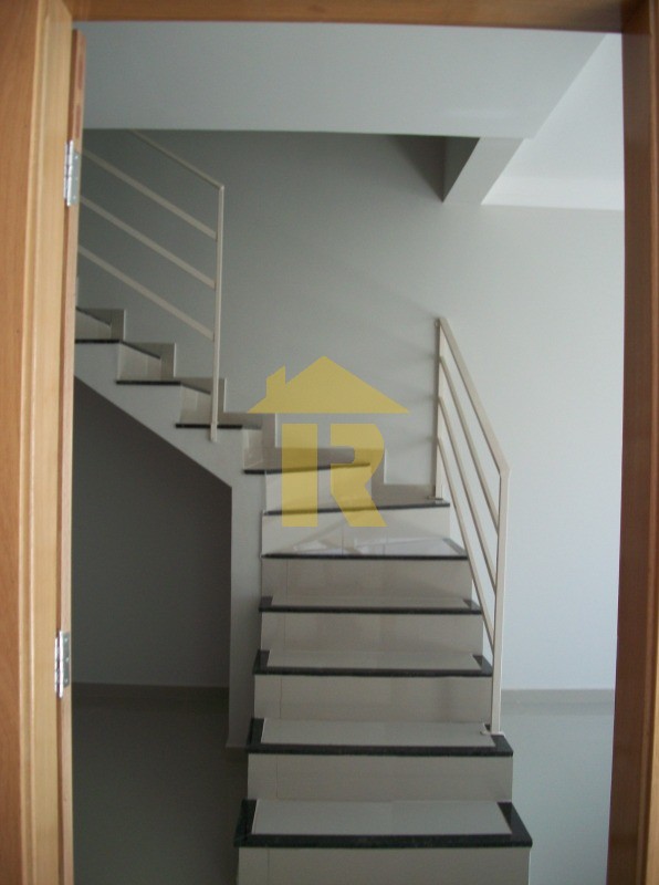 Casa com 3 quartos à venda, 156m² — foto 4 de 16