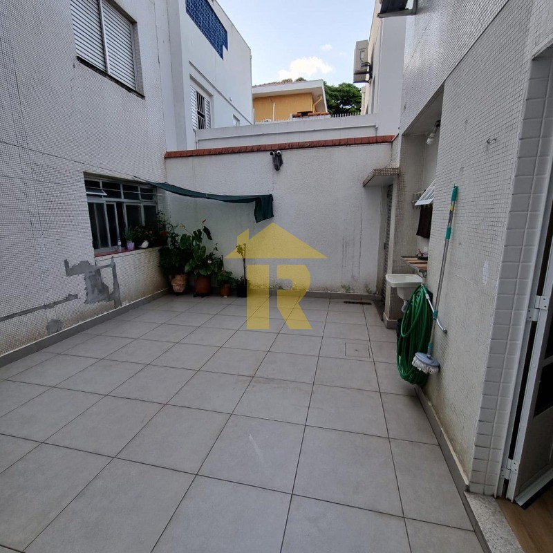 Casa com 3 quartos à venda, 275m² — foto 31 de 38