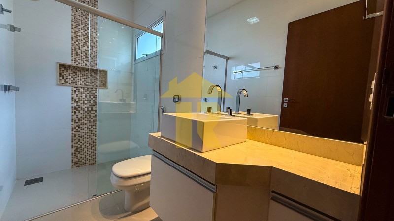Casa de Condomínio com 4 quartos à venda, 305m² — foto 17 de 27
