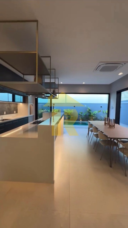 Casa de Condomínio com 4 quartos à venda, 316m² — foto 20 de 25