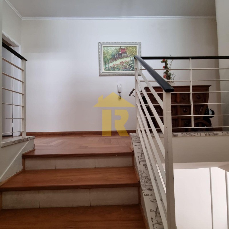 Casa com 3 quartos à venda, 275m² — foto 8 de 38