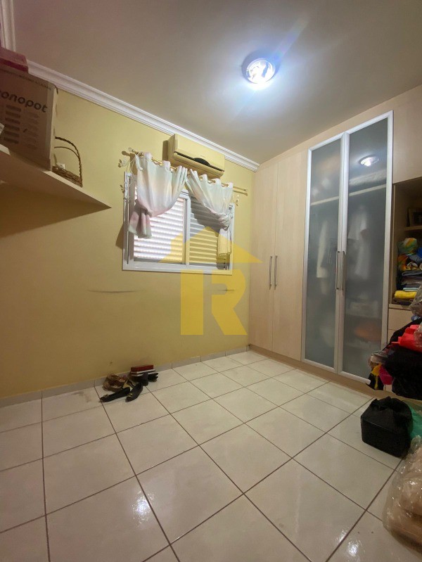 Casa com 4 quartos para aluguel, 243m² — foto 11 de 11