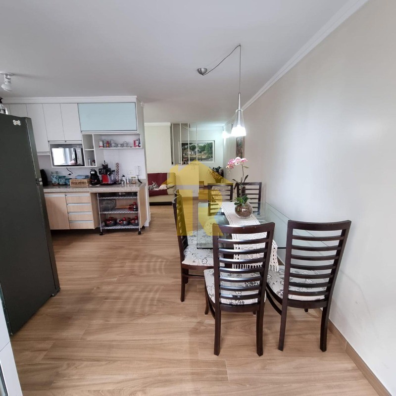 Casa com 3 quartos à venda, 275m² — foto 24 de 38