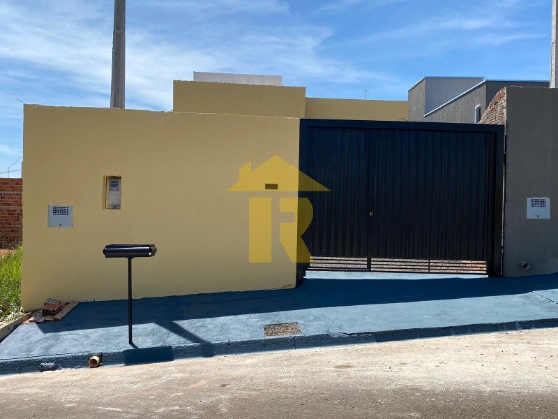 Casa com 2 quartos à venda, 45m² — foto 1 de 10