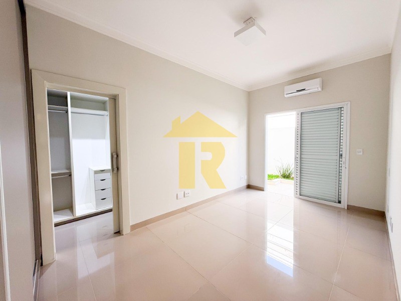Casa de Condomínio com 3 quartos à venda, 270m² — foto 30 de 38