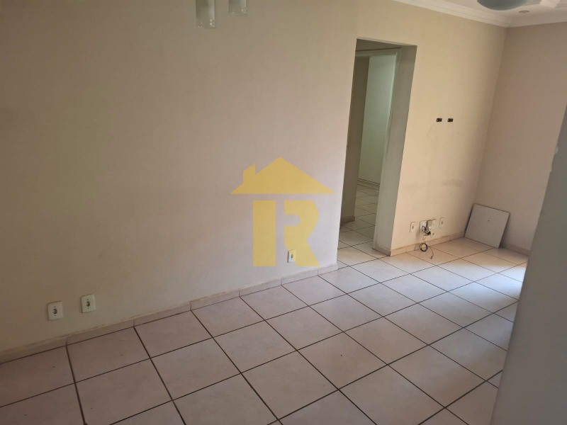 Apartamento com 2 quartos à venda, 52m² — foto 2 de 10