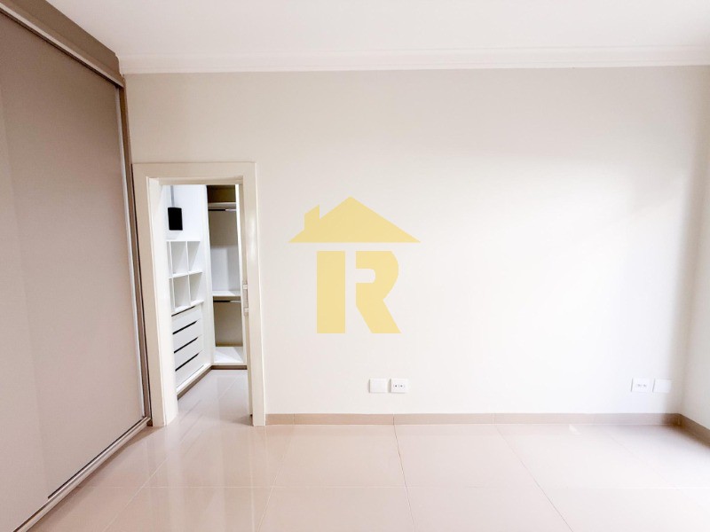 Casa de Condomínio com 3 quartos à venda, 270m² — foto 31 de 38