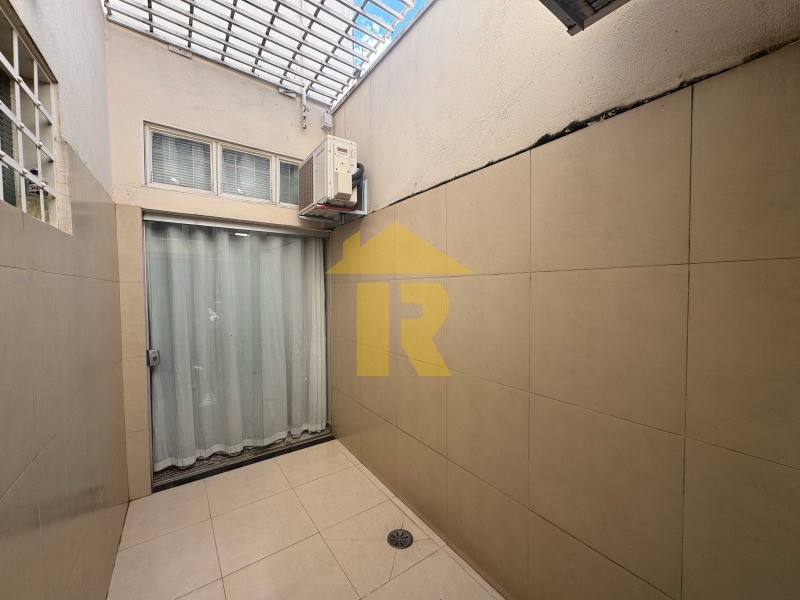 Casa com 3 quartos à venda, 270m² — foto 13 de 18