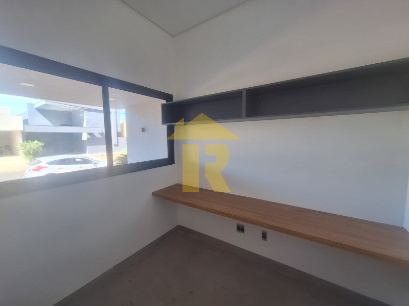 Casa de Condomínio com 3 quartos à venda e aluguel, 168m² — foto 3 de 11
