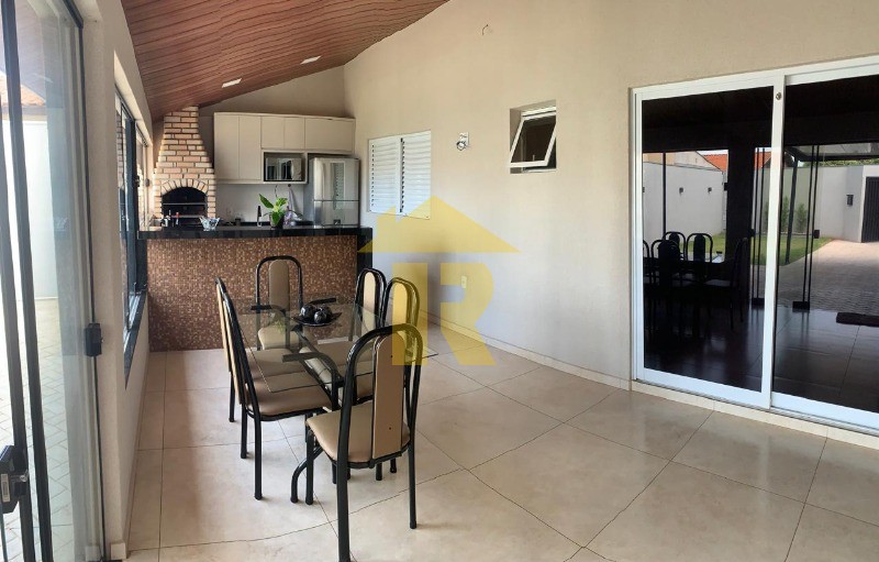 Casa com 2 quartos à venda, 95m² — foto 9 de 17