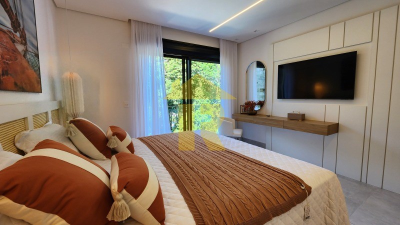 Casa com 5 quartos à venda, 384m² — foto 51 de 61