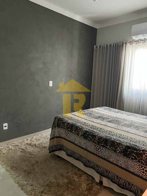 Casa com 3 quartos à venda, 184m² — foto 6 de 25