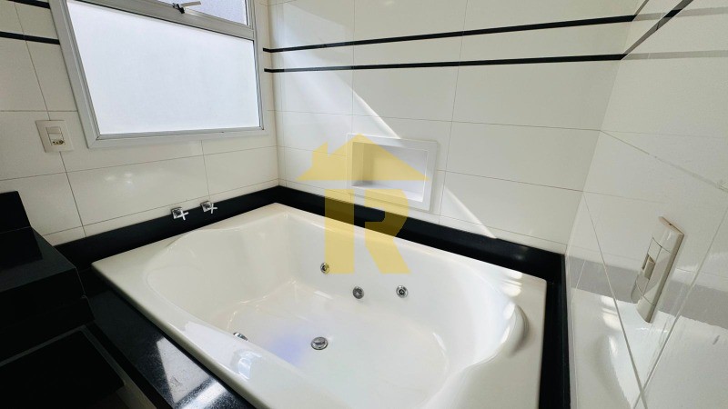 Casa de Condomínio com 3 quartos à venda, 220m² — foto 40 de 40