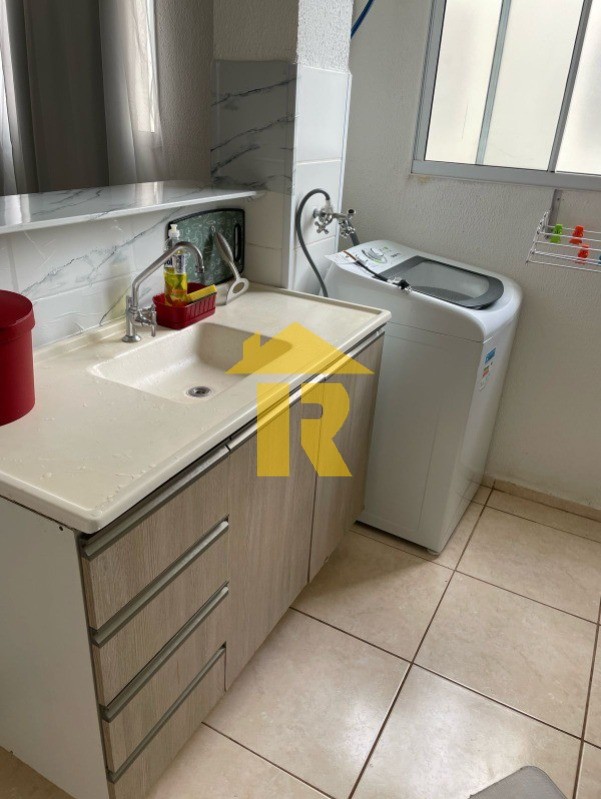 Apartamento com 2 quartos à venda e aluguel, 48m² — foto 2 de 12