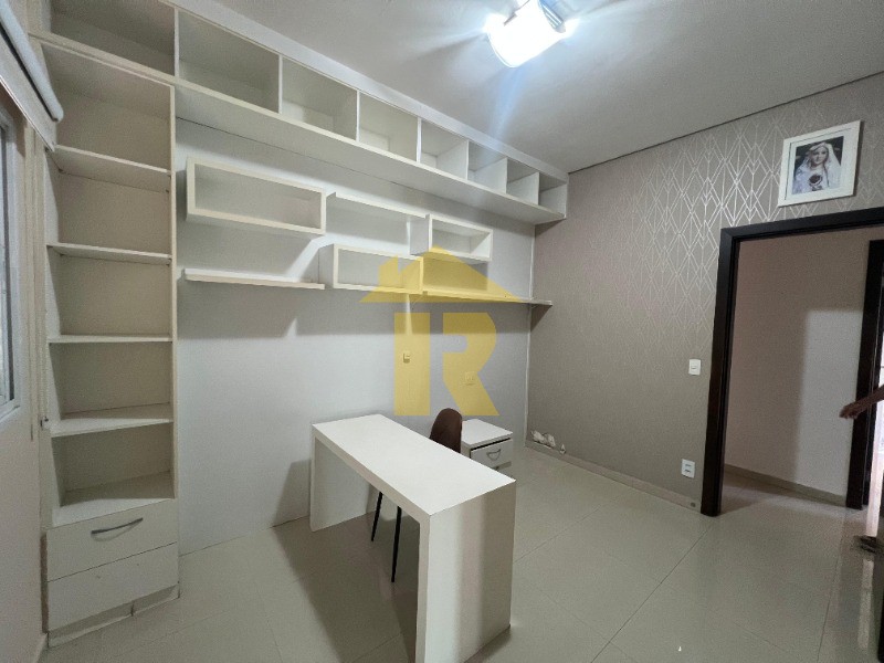 Casa de Condomínio com 4 quartos à venda e aluguel, 268m² — foto 29 de 34