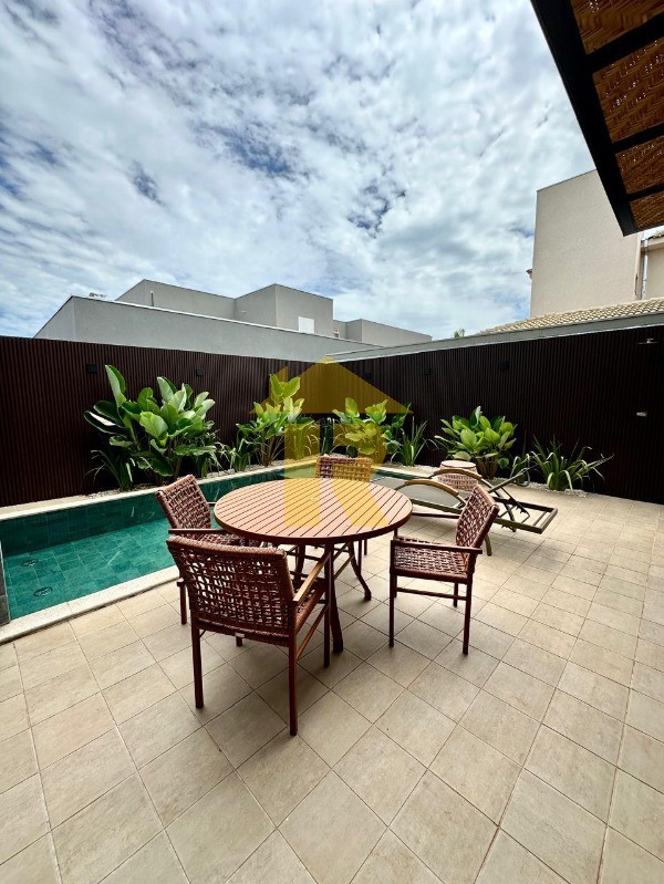 Casa de Condomínio com 3 quartos à venda, 221m² — foto 18 de 30