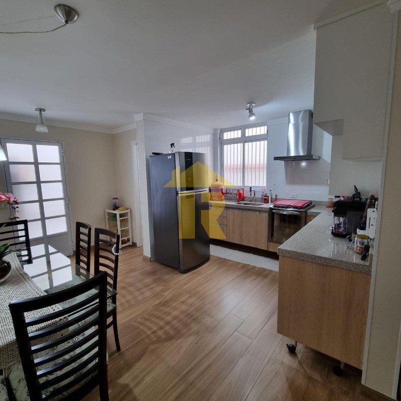 Casa com 3 quartos à venda, 275m² — foto 26 de 38