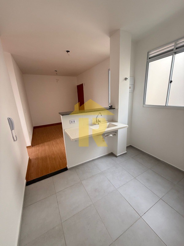 Apartamento com 2 quartos à venda e aluguel, 39m² — foto 3 de 14