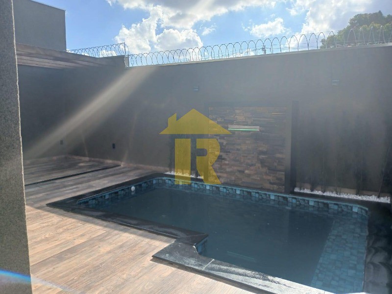 Casa com 3 quartos à venda, 136m² — foto 18 de 39