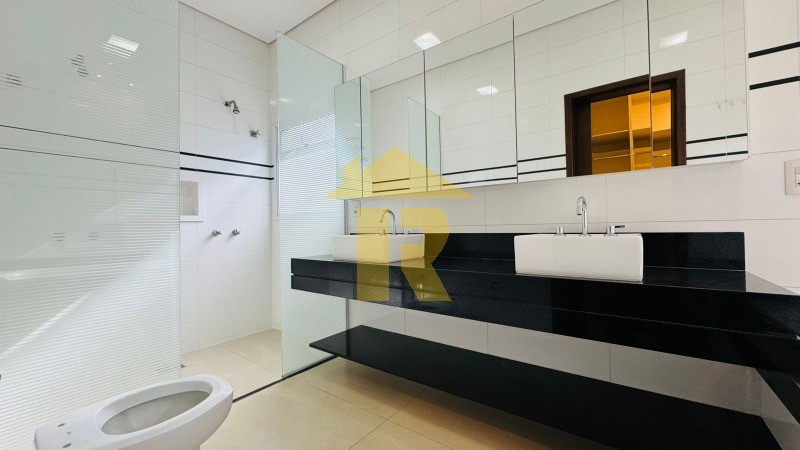 Casa de Condomínio com 3 quartos à venda, 220m² — foto 38 de 40