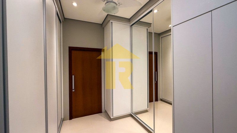 Casa de Condomínio com 4 quartos à venda, 305m² — foto 14 de 27