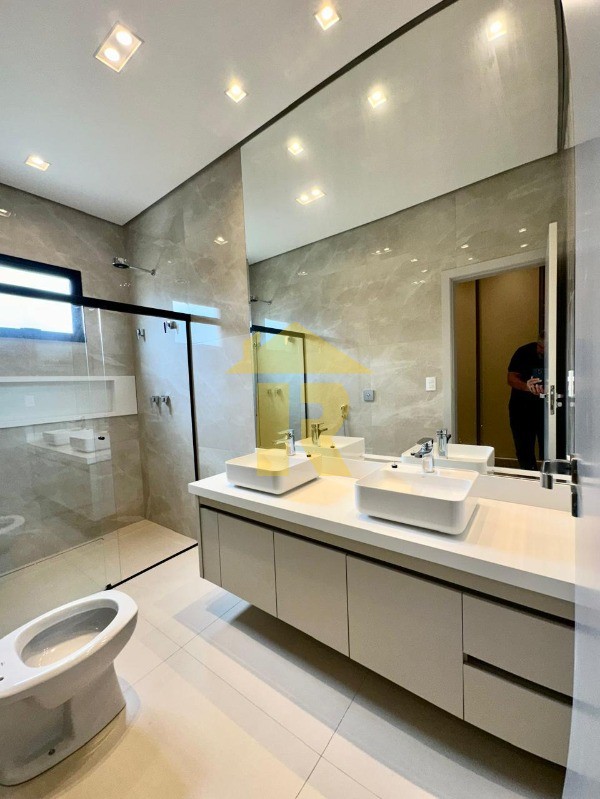 Casa de Condomínio com 3 quartos à venda, 221m² — foto 25 de 30