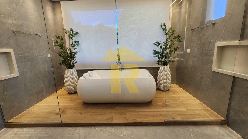 Casa com 5 quartos à venda, 384m² — foto 59 de 61
