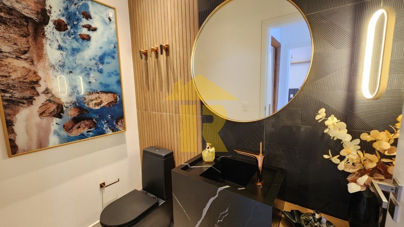 Casa com 5 quartos à venda, 384m² — foto 8 de 61