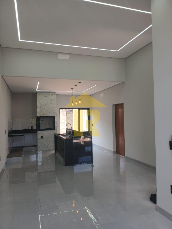 Casa com 3 quartos à venda, 136m² — foto 9 de 39