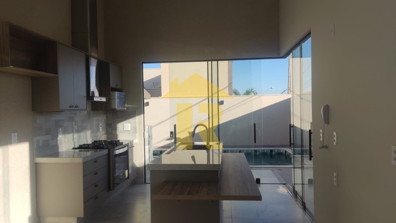 Casa de Condomínio com 3 quartos à venda, 191m² — foto 5 de 17