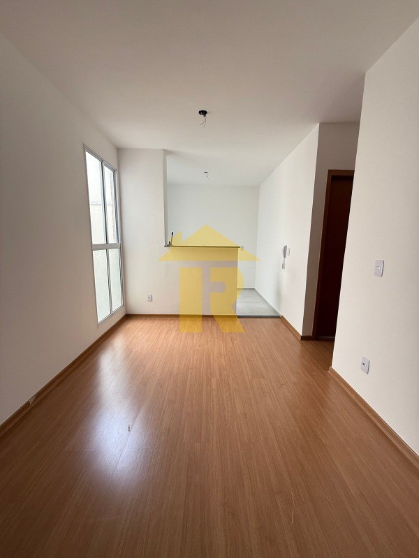 Apartamento com 2 quartos à venda e aluguel, 39m² — foto 2 de 14
