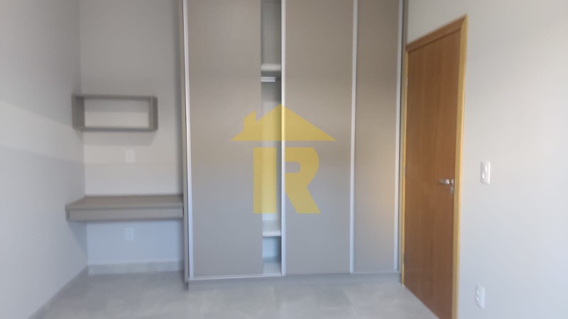 Casa de Condomínio com 3 quartos à venda, 191m² — foto 8 de 17