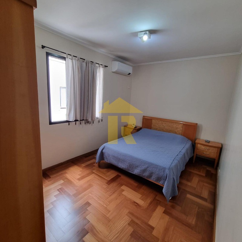 Casa com 3 quartos à venda, 275m² — foto 15 de 38