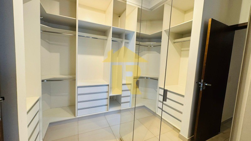 Casa de Condomínio com 3 quartos à venda, 220m² — foto 37 de 40