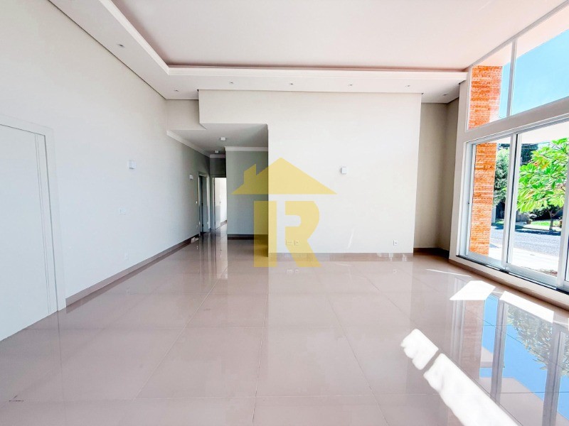Casa de Condomínio com 3 quartos à venda, 270m² — foto 12 de 38