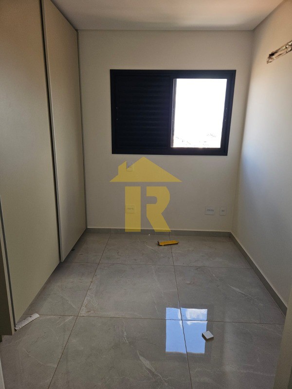Apartamento com 3 quartos à venda, 133m² — foto 10 de 17