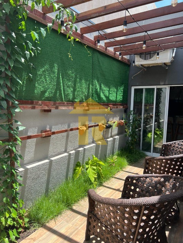 Casa com 3 quartos à venda, 184m² — foto 14 de 25