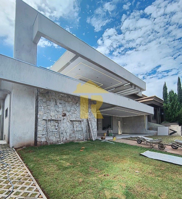 Casa de Condomínio com 4 quartos à venda, 415m² — foto 1 de 13