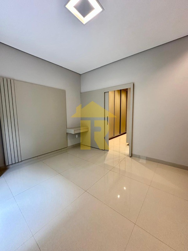 Casa de Condomínio com 3 quartos à venda, 221m² — foto 22 de 30