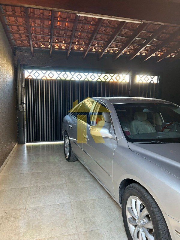 Casa com 2 quartos à venda, 132m² — foto 2 de 14