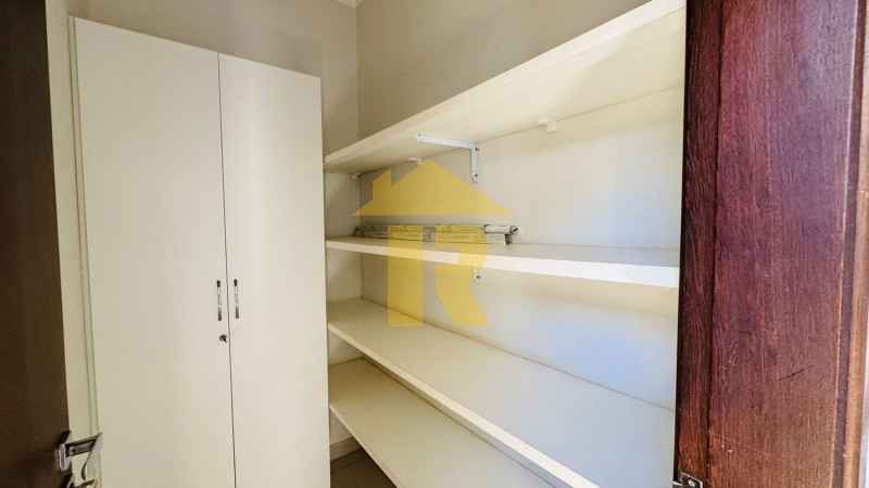 Casa de Condomínio com 3 quartos à venda, 220m² — foto 14 de 40