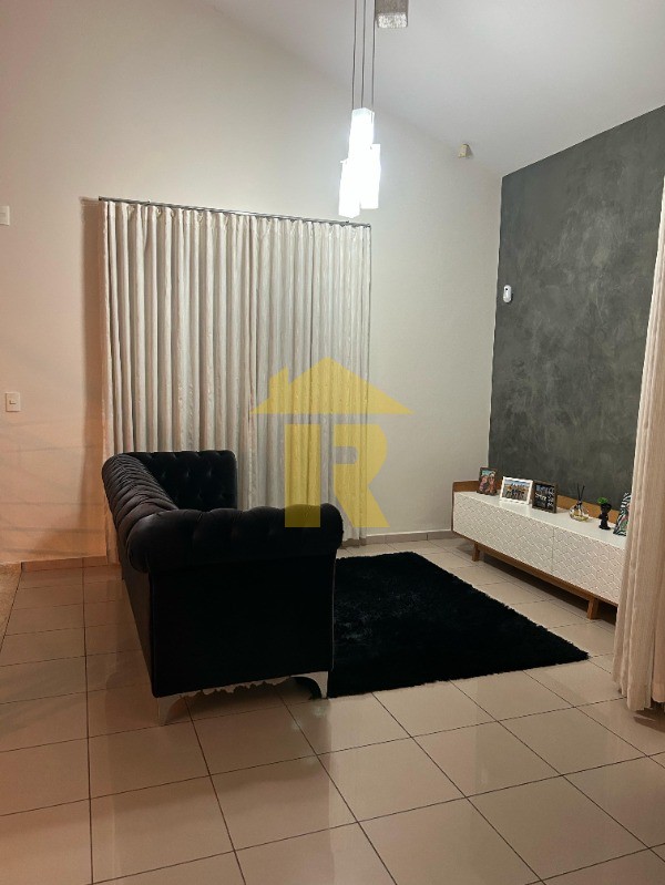 Casa com 3 quartos à venda, 235m² — foto 4 de 35