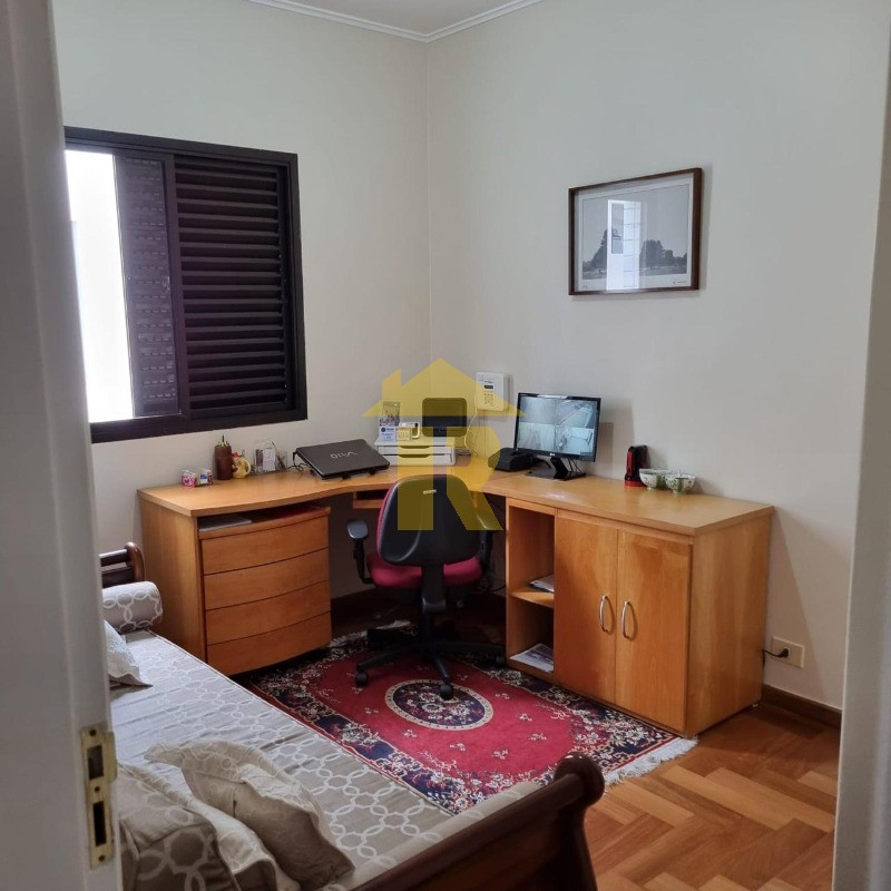 Casa com 3 quartos à venda, 275m² — foto 20 de 38