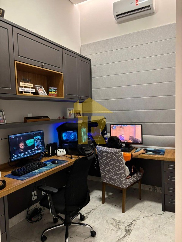 Casa de Condomínio com 4 quartos à venda, 290m² — foto 45 de 46